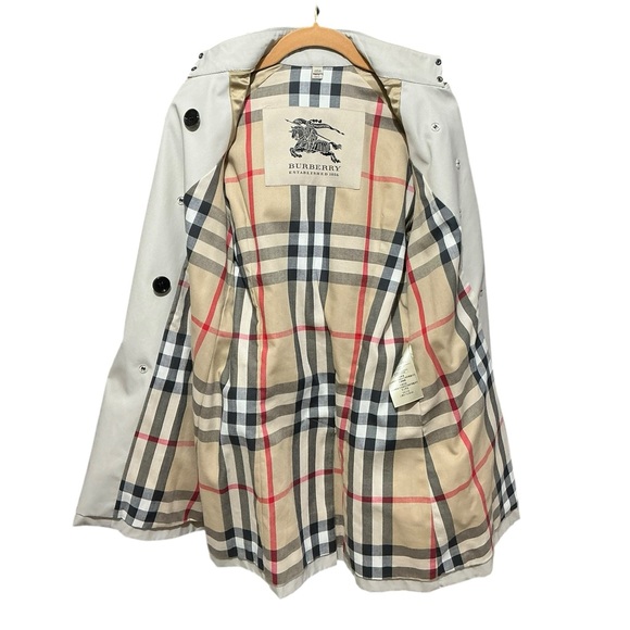 BURBERRY London Marystow Trench Coat  6 17” p2p Honey/Beige $1,995 EUC - Picture 10 of 17